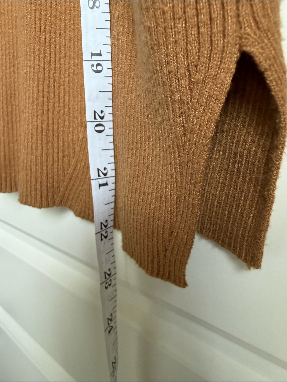 Abercrombie & Fitch Camel Crew Neck Ribbed Sweater - Picture 4 of 5